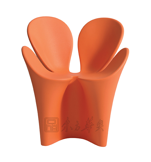 �F���������e��|�������e��|�k���Ҿ�|���\�����e��|��������e�Σ����e�������~���������\���Σ����\���������������Σ����ȏd�� CG-Clovers-chair