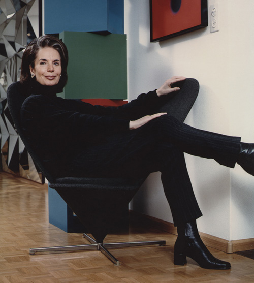 �F���������e��|�������e��|�k���Ҿ�|�����F����|���e��