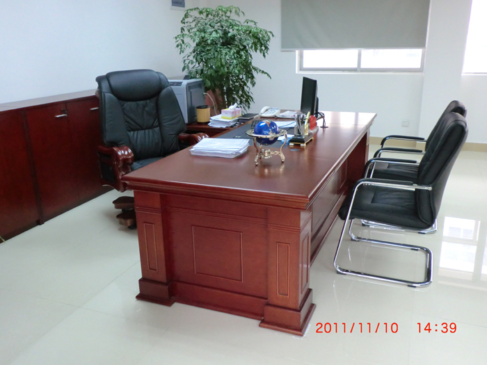 �����ֵ��k��ӛ�k����-��ľ����_�����y��Ƥ���������ǰ��