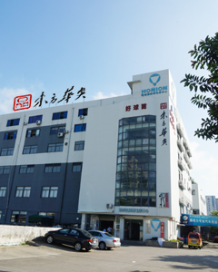 �|���A�W�Ҿ�չ�d